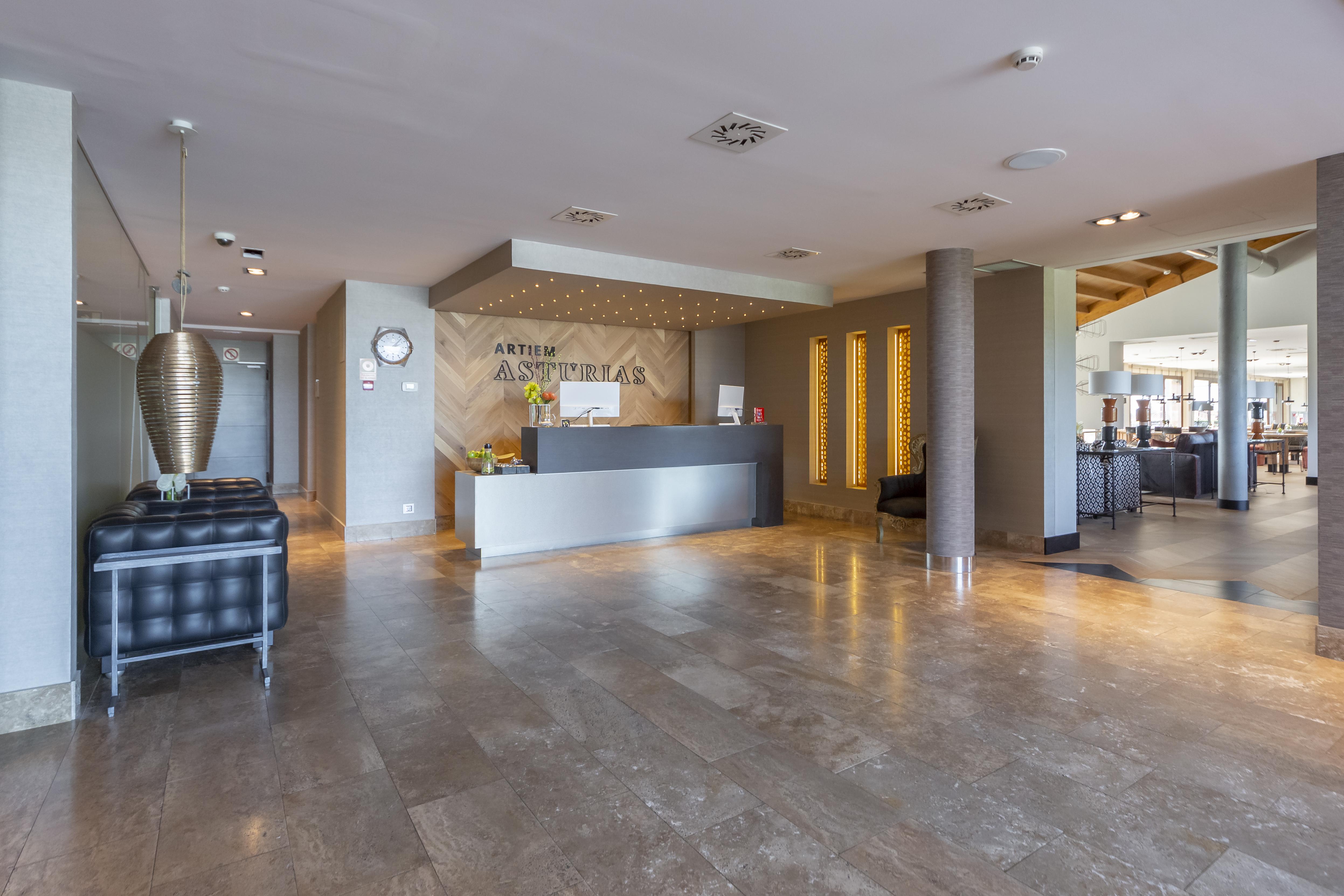 Artiem Asturias Hotell Quintueles Exteriör bild