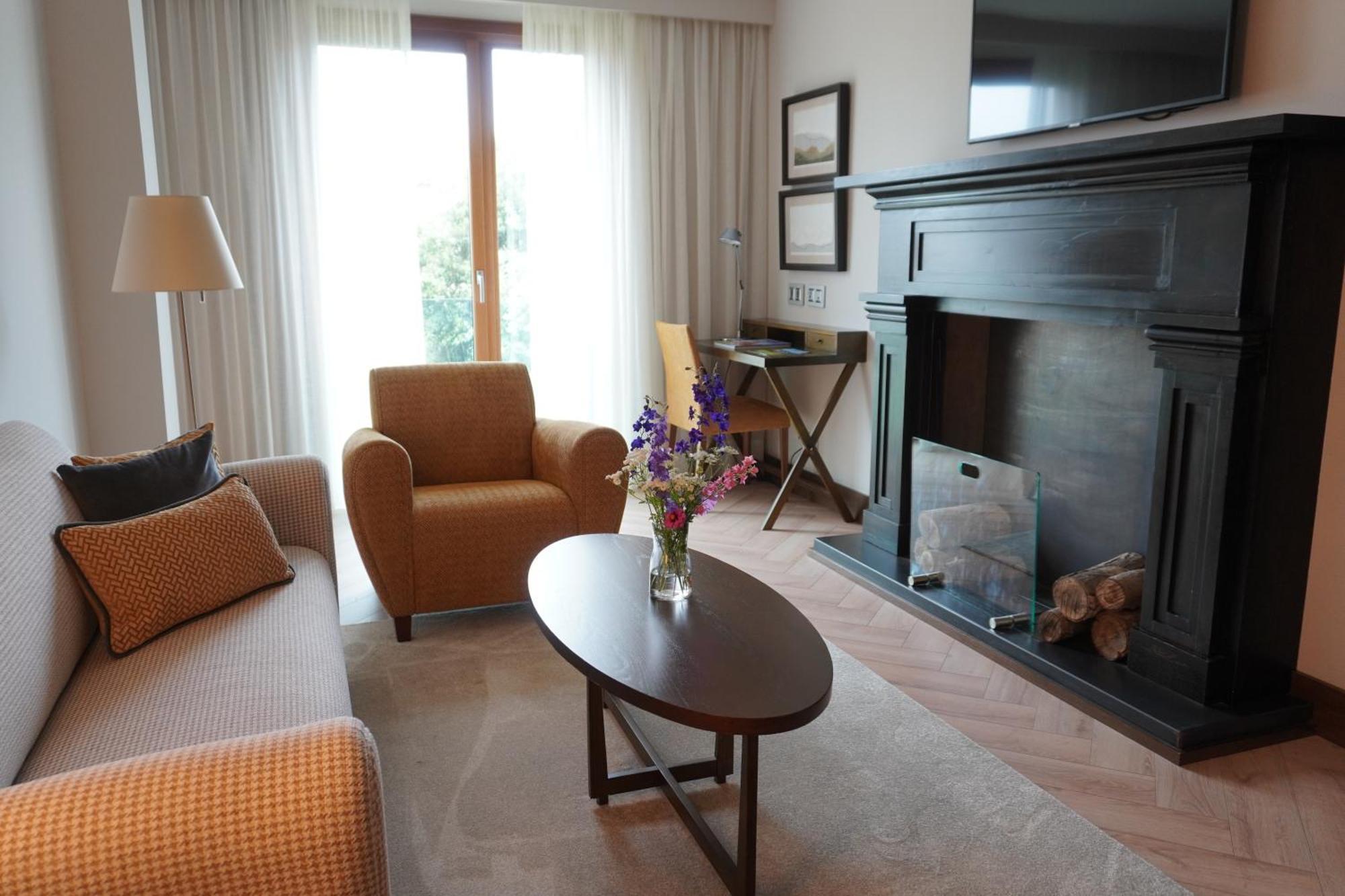 Artiem Asturias Hotell Quintueles Exteriör bild