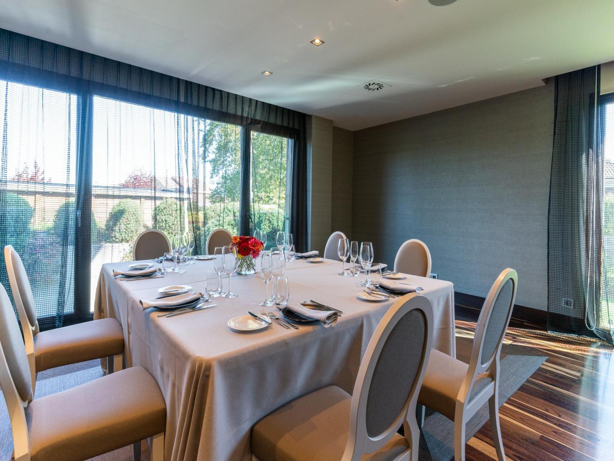 Artiem Asturias Hotell Quintueles Exteriör bild