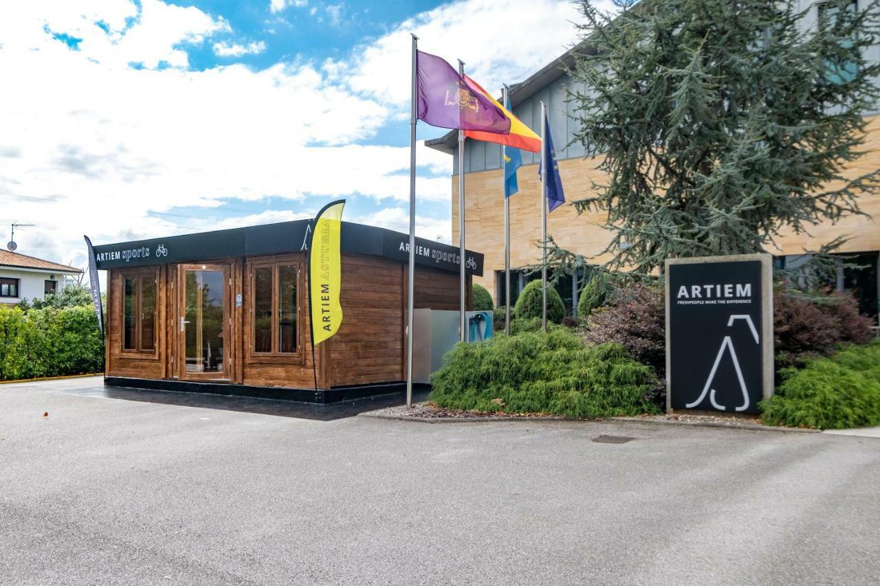 Artiem Asturias Hotell Quintueles Exteriör bild